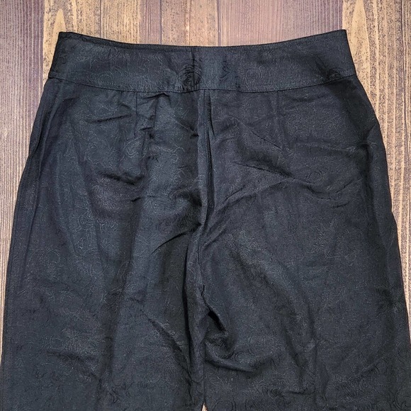 Chico's Womens Crop Capri Pants Size 2 Large 12 Solid Black Embossed Linen - Picture 4 of 8